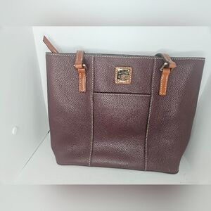 Dooney & Bourke Pebble Grain Lexington Purse Bag Used Condition | Wine Red.  Bag